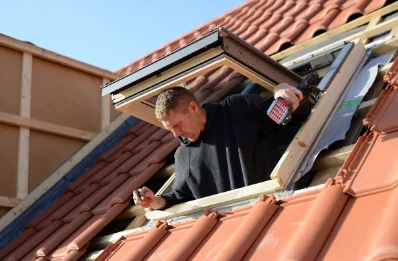 Pose de fenêtres de toit Velux à Gougenheim